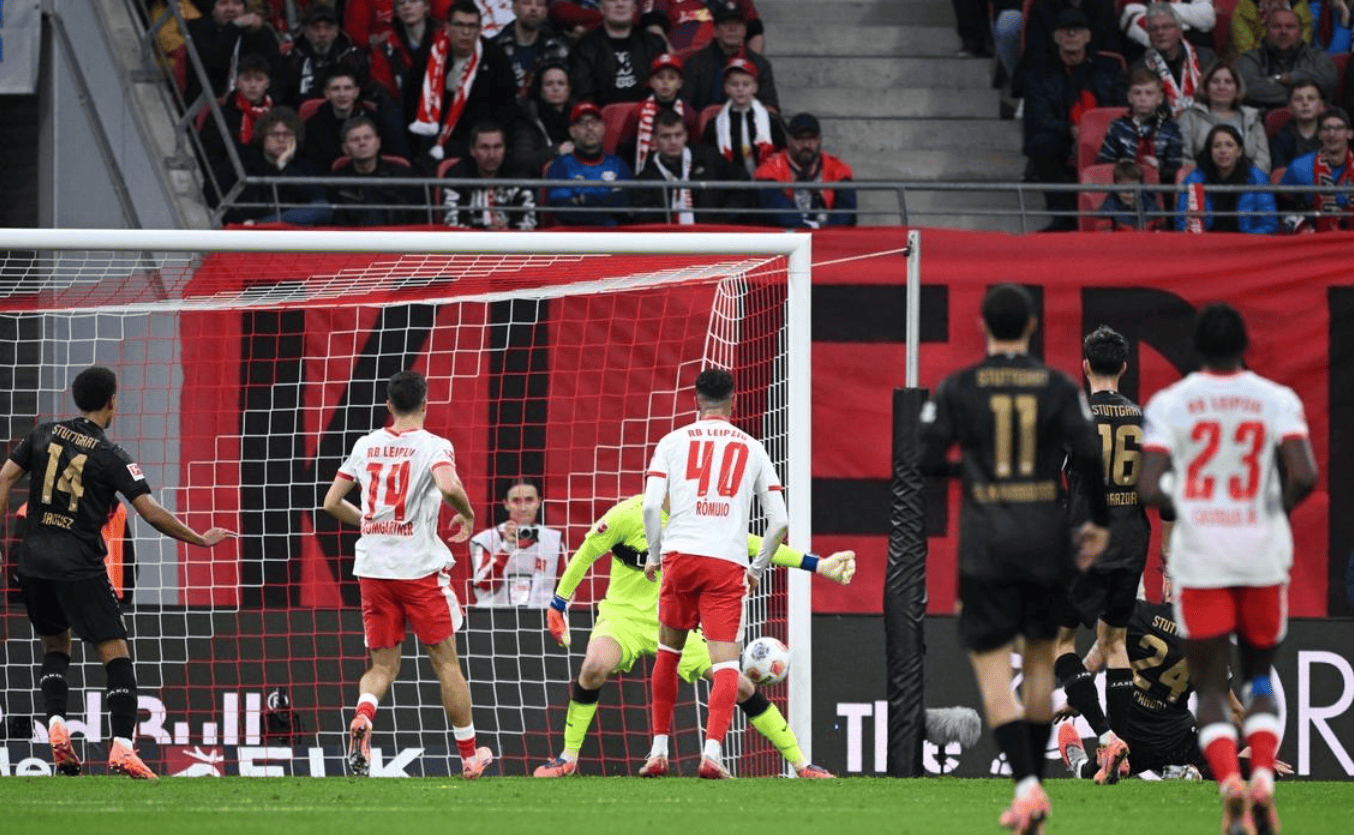 德甲夺冠热门诞生：9场7胜，狂揽22分，排名第2，紧追拜仁